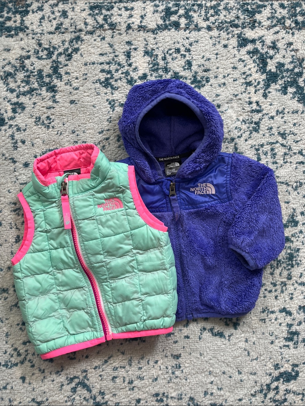 Bundle of The North Face - Vest and Fleece Jacket
